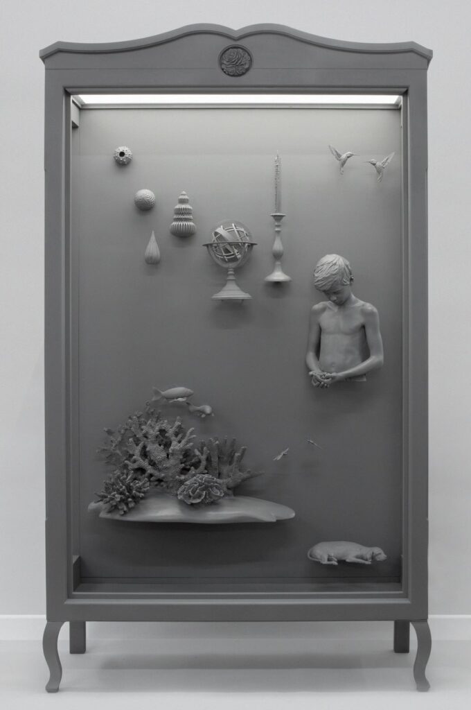 Hans Op de Beeck
Wunderkammer « Cassel »
Matériaux mixtes
2023 / 216 × 120 × 41 cm
© Studio Hans Op de Beeck,
ADAGP, Paris 2023