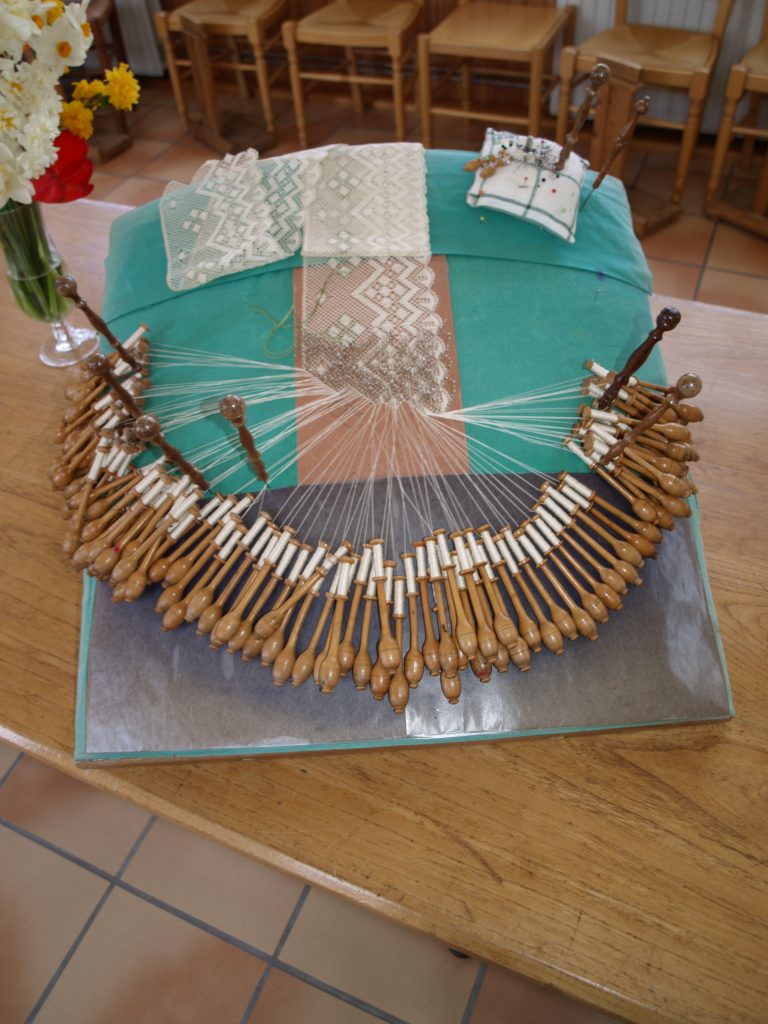 10 Avril Ecole de la dentelle Bailleul